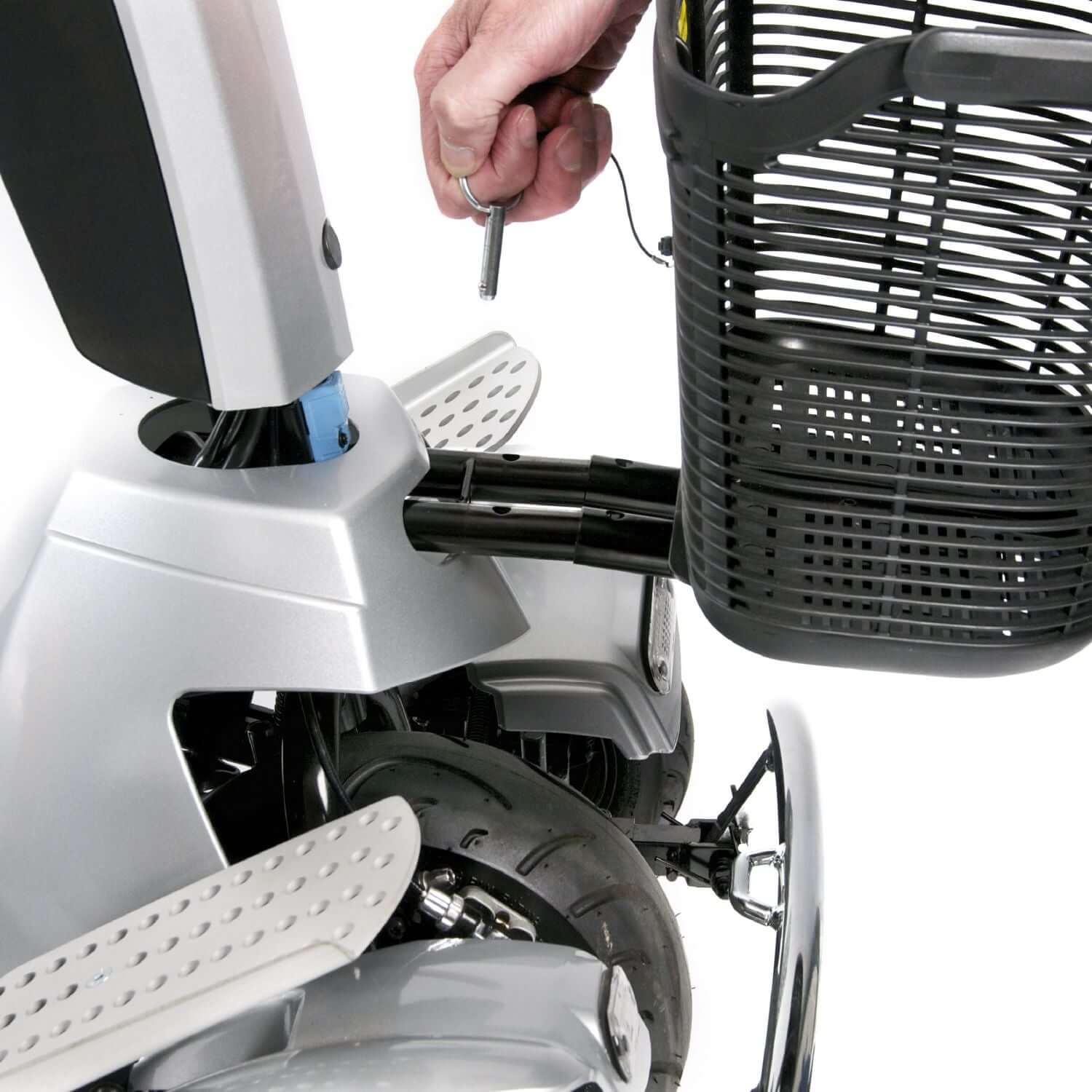 Quingo Toura 2 Mobility Scooter - removeable front basket close up